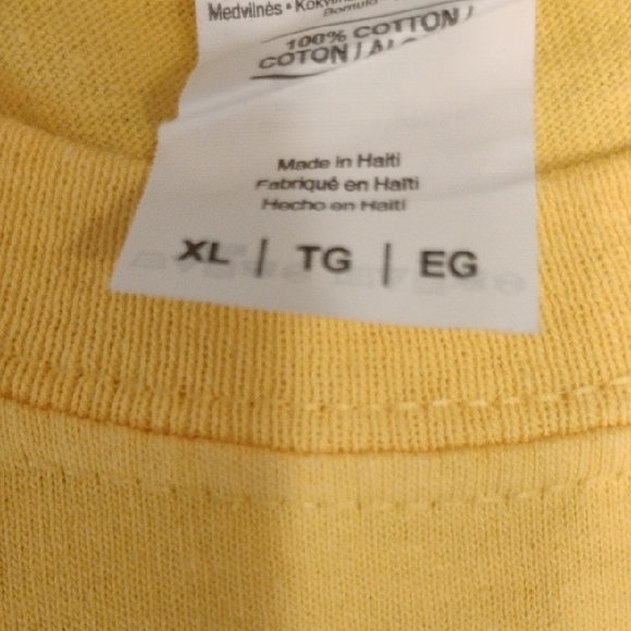 Gildan Women's Yellow Short Sleeve Tee - Picture 2 of 3
